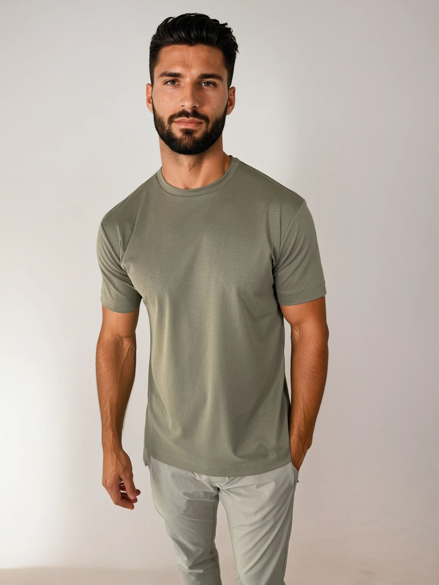 Camiseta Essential Lux - Oliva