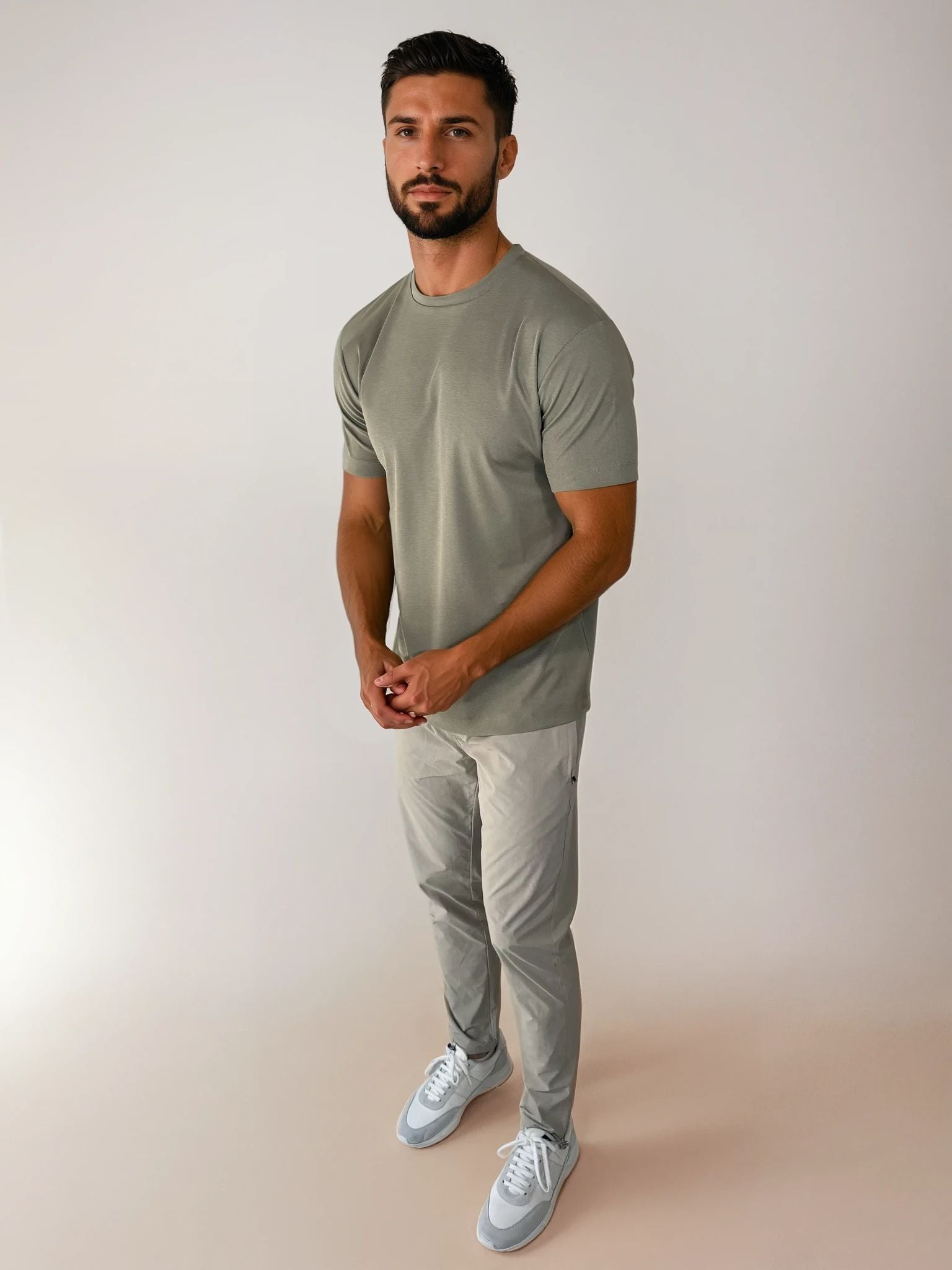 Camiseta Essential Lux - Oliva