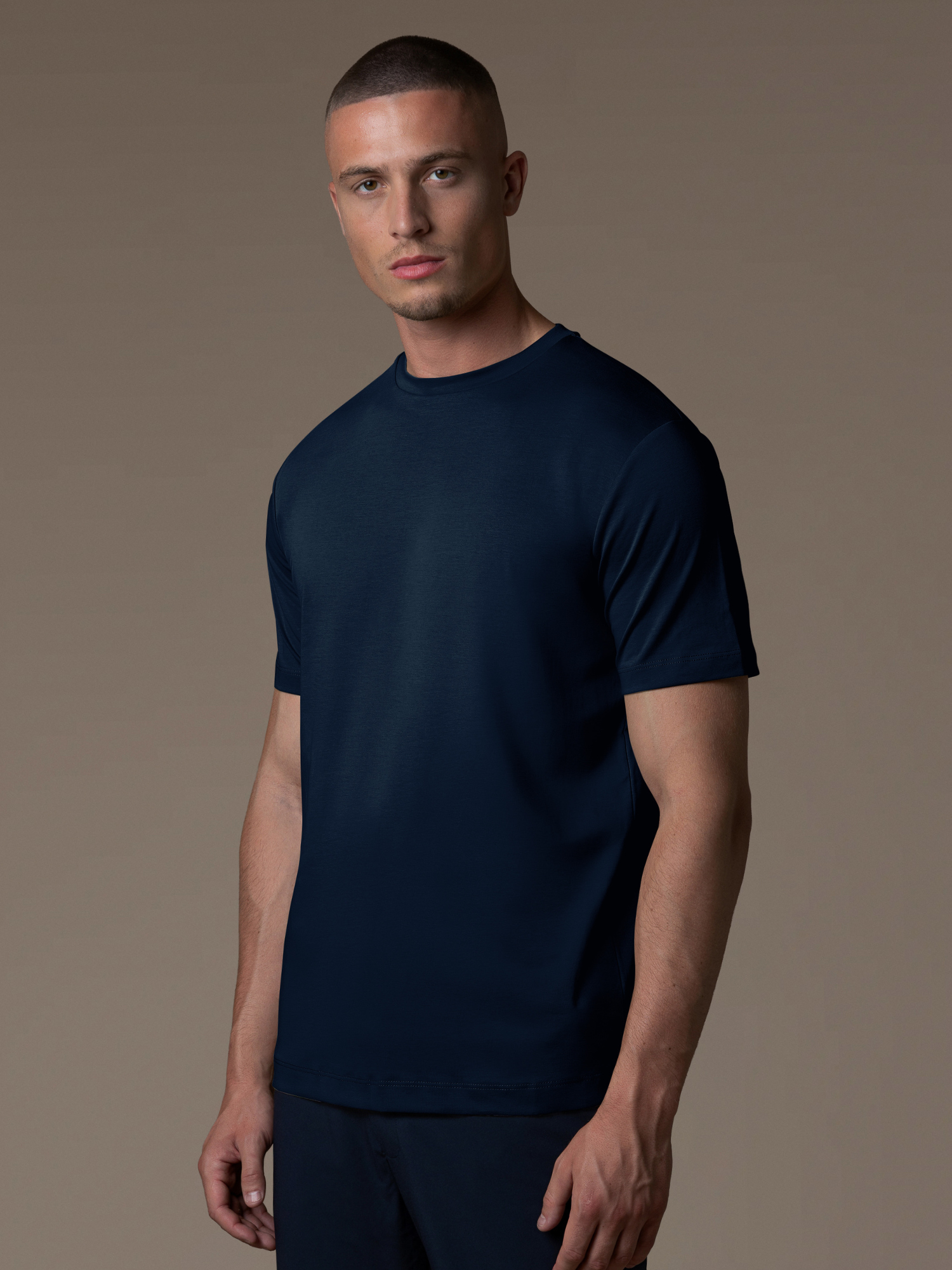 Essential Lux T-Shirt - Navy