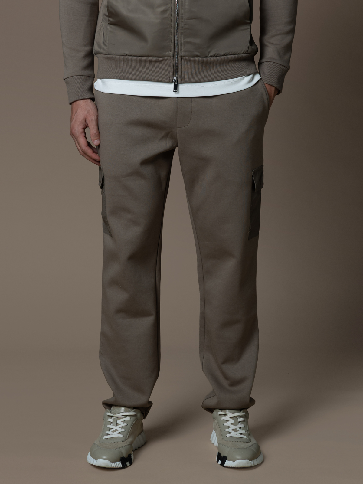 Hybrid Flow Cargo Jogger - Taupe