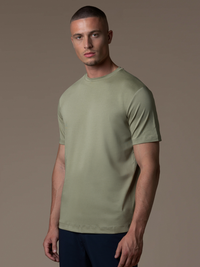 Essential Lux T-Shirt - Olive