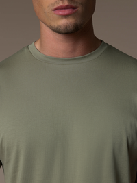 Essential Lux T-Shirt - Olive