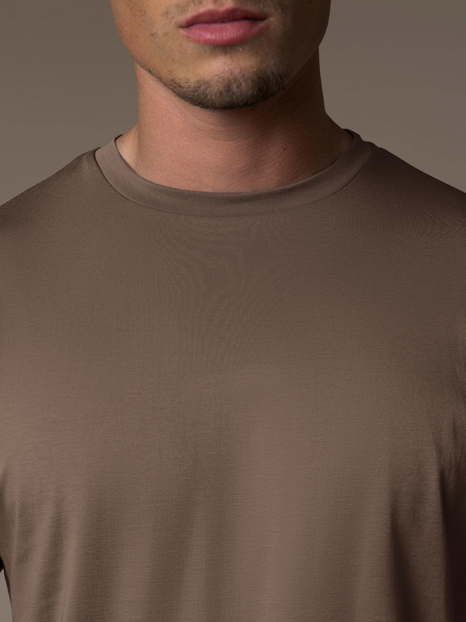 Essential Lux T-Shirt - Mocca