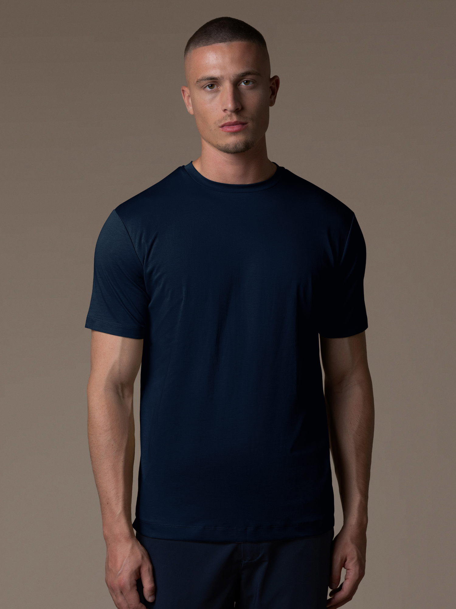 Essential Lux T-Shirt - Navy