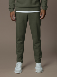 Essential Interlock Flow Jogger - Forest Green
