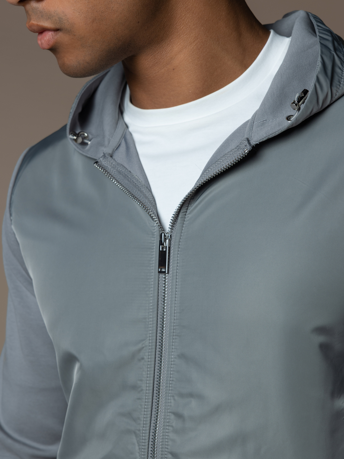 Hybrid Flow Windbreaker - Grey