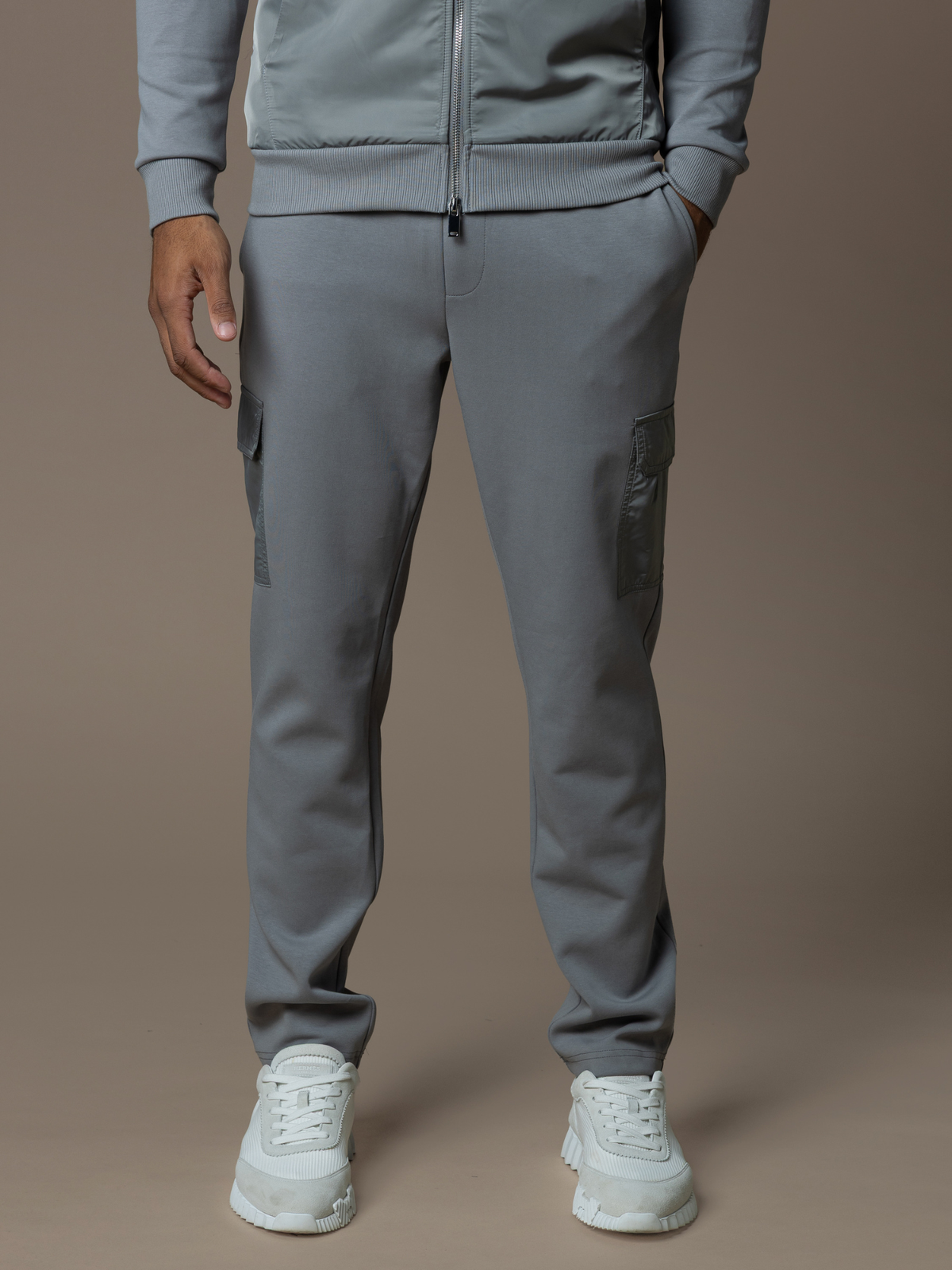 Hybrid Flow Cargo Jogger - Gray