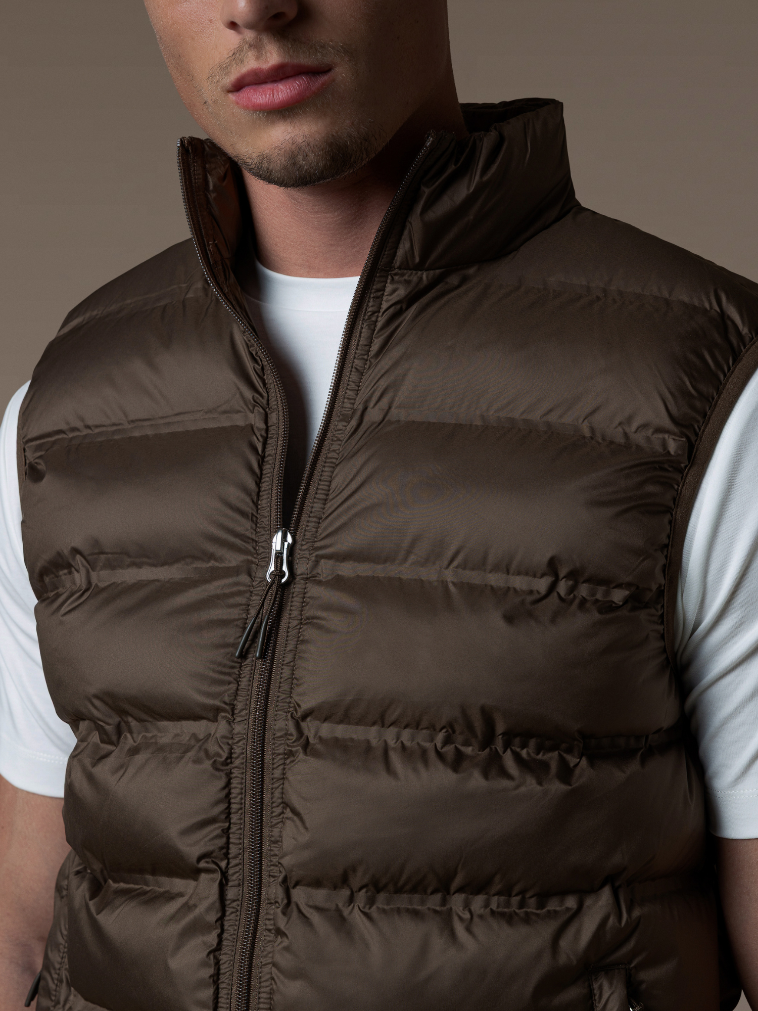 Tech Puffer Gilet - Brown