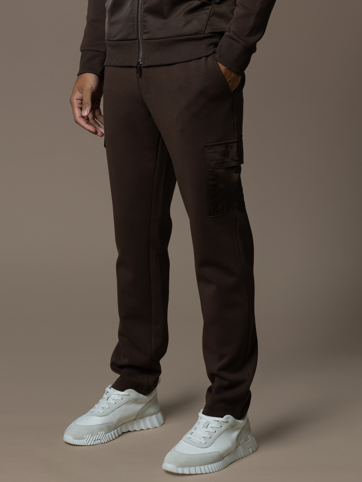 Hybrid Flow Cargo Jogger - Brown