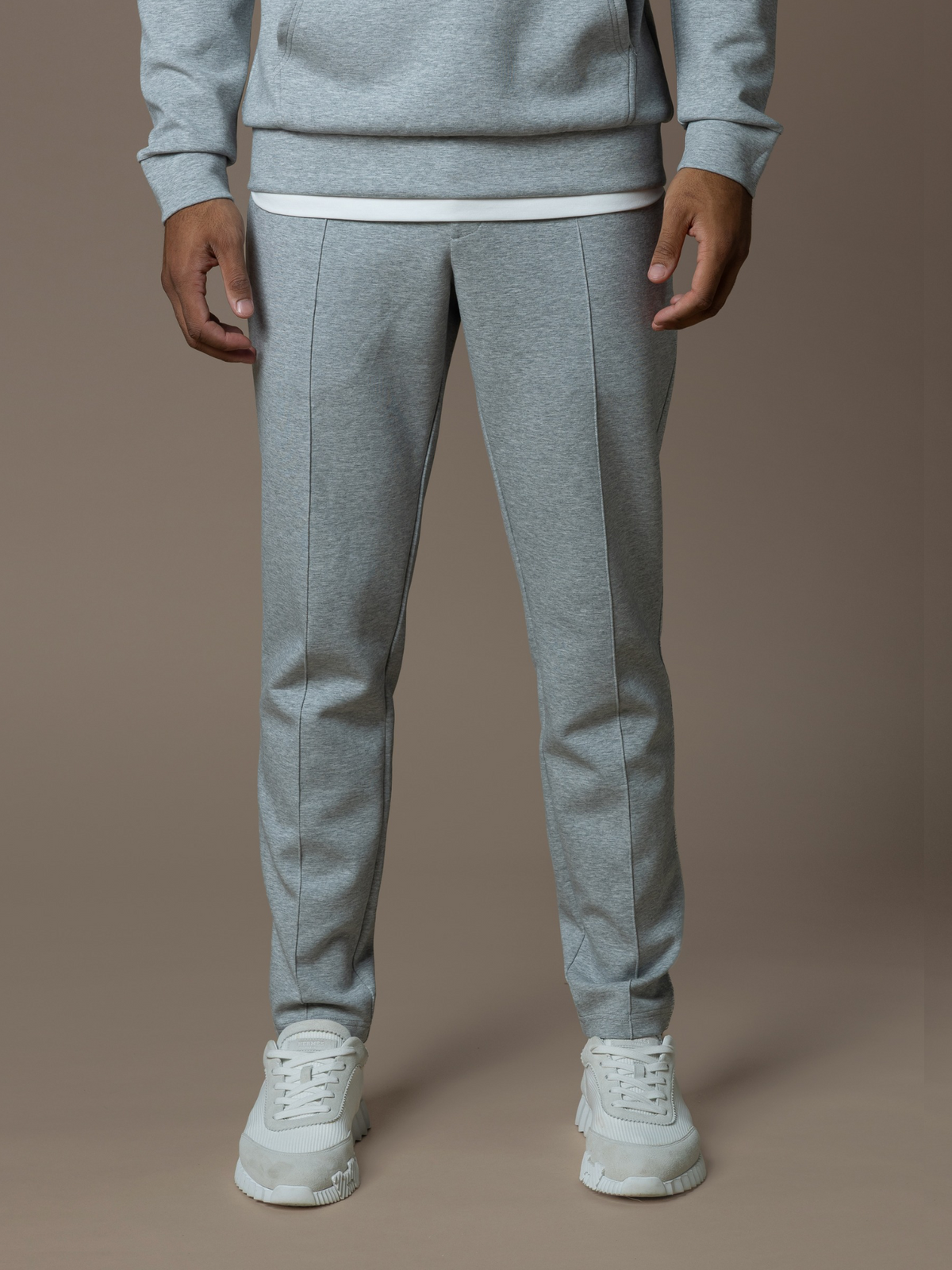 Essential Interlock Flow Jogger - Cloud Grey