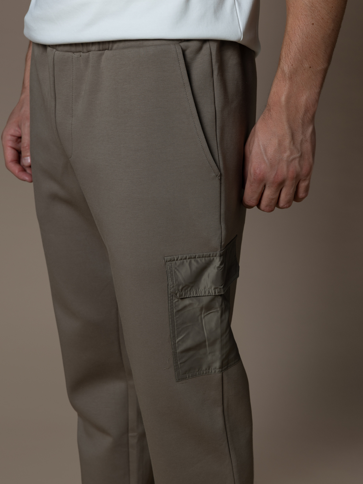 Hybrid Flow Cargo Jogger - Taupe