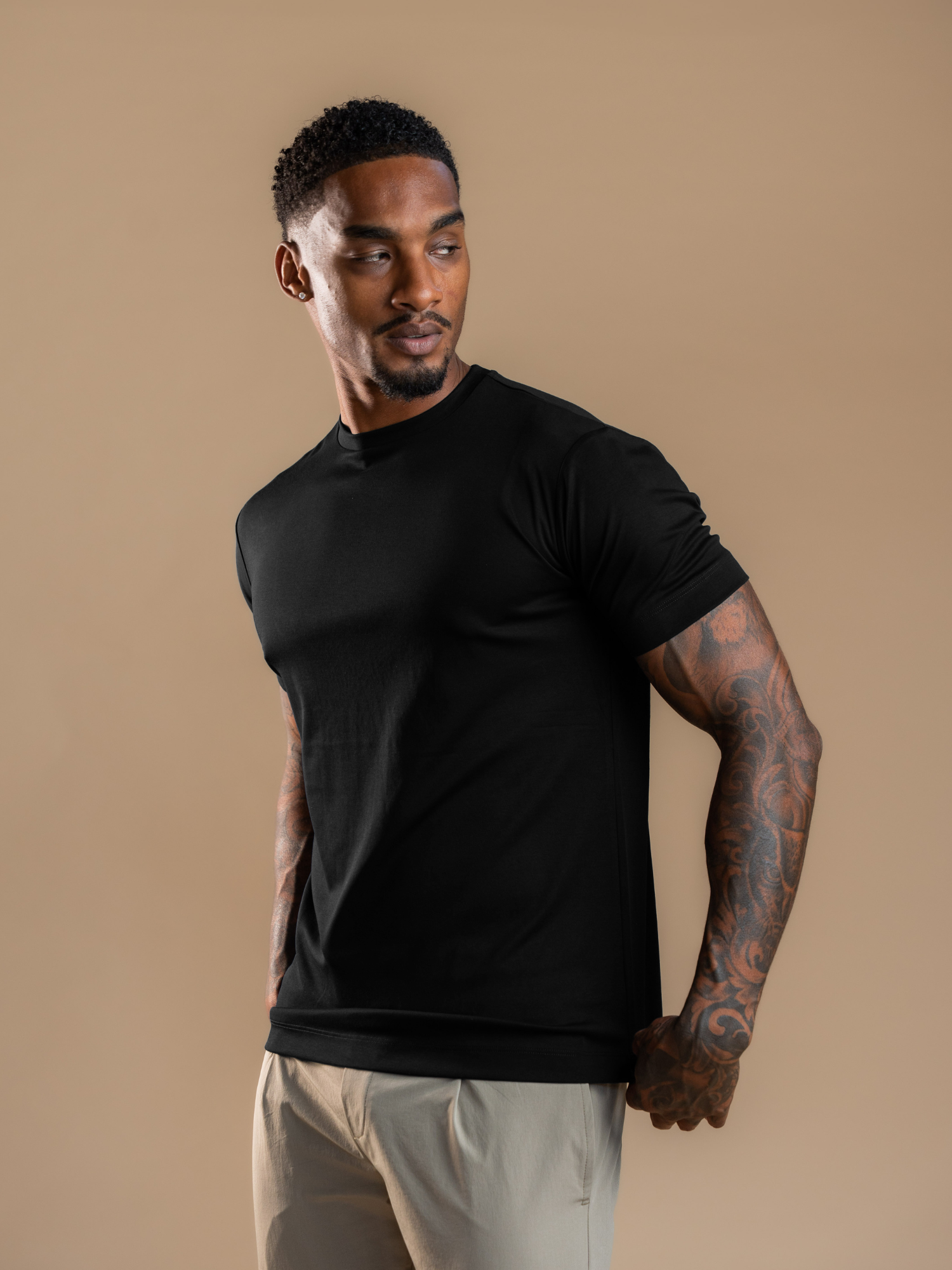 Essential Lux T-Shirt - Black